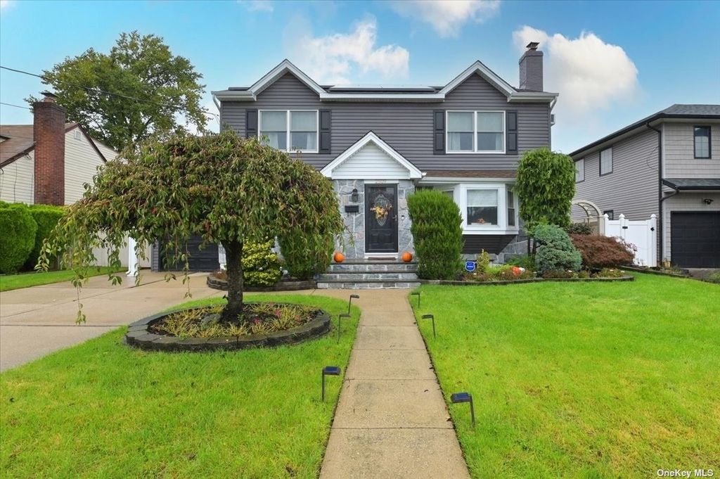 2509 4th Avenue, East Meadow, NY 11554 Trulia