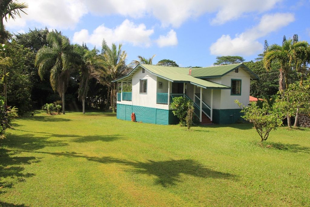 15 1482nd Rd, Pahoa, HI 96778
