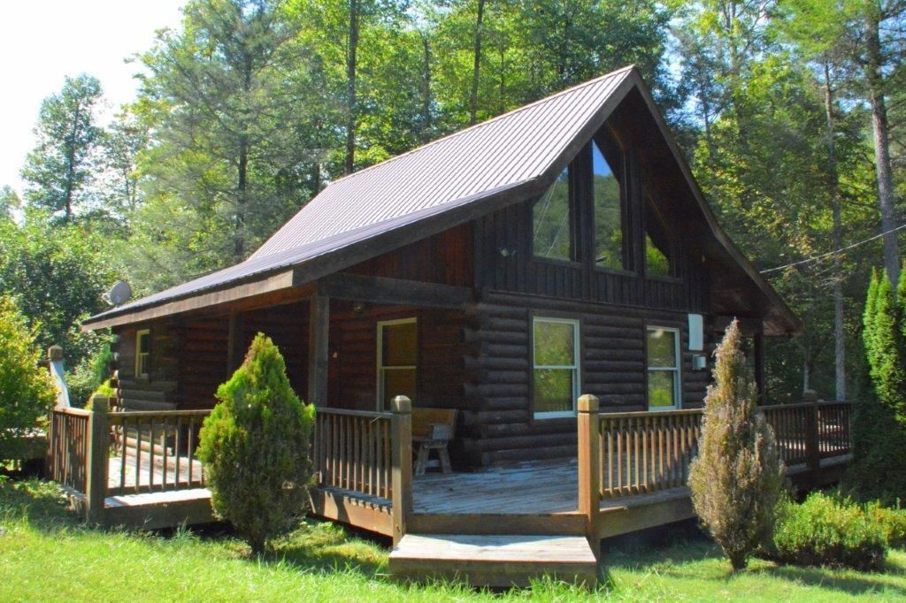 4700 Little Snowbird Rd, Robbinsville, NC 2 Bed, 2 Bath SingleFamily