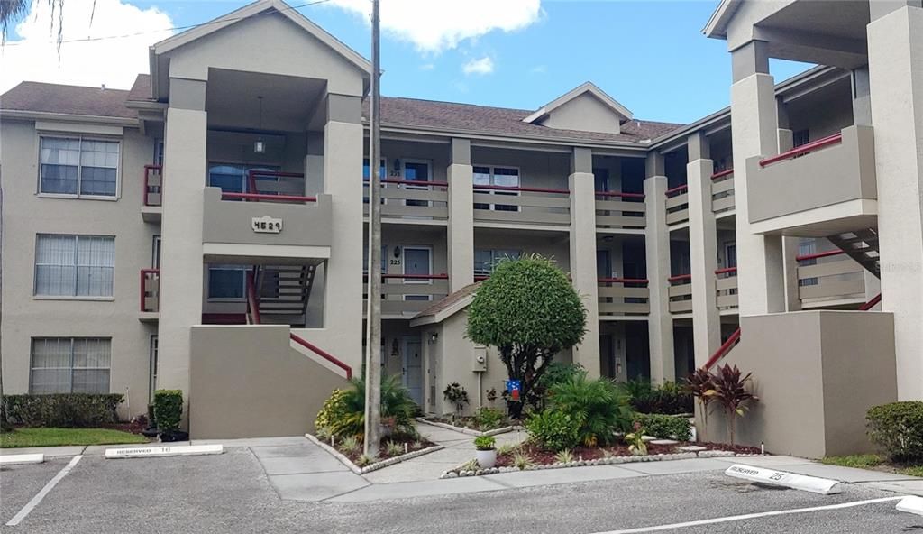 4529 Whitton Way #225, New Port Richey, FL 34653