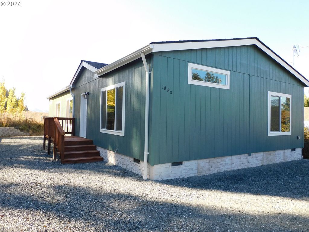 1880 Kincheloe St, Myrtle Point, OR 97458 MLS 24259862 Trulia