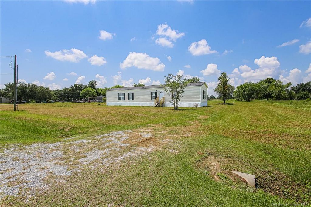 1417 Garreth Rd, Iowa, LA 70647 MLS SWL24003467 Trulia