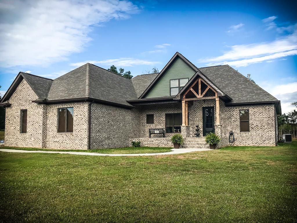 149 Renee Dr, Tuscumbia, AL - 4 Bed, 4 Bath Single-Family Home - 27