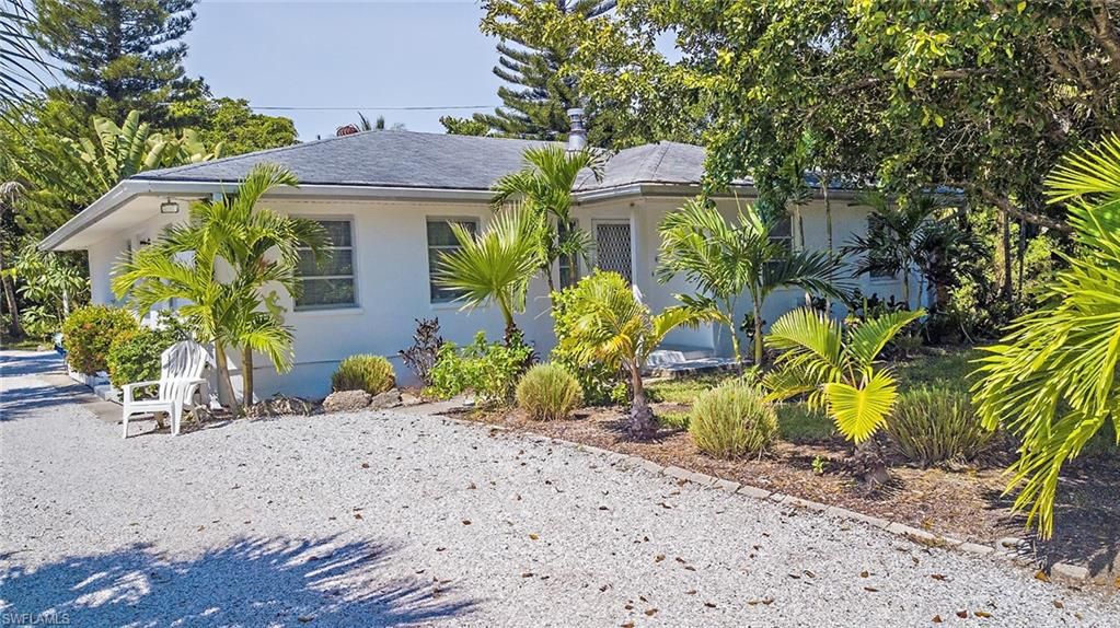 1357 Jamaica Dr, Sanibel, FL 2 Bed, 3 Bath SingleFamily