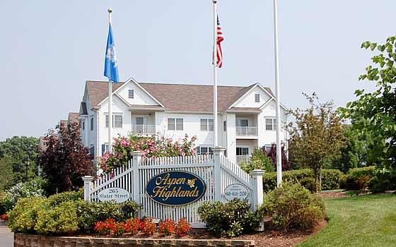 265 Slater St, Manchester, CT 06042