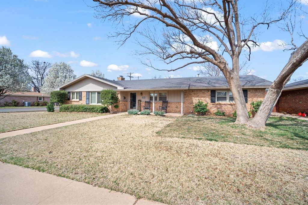 3834 62nd Dr, Lubbock, TX 79413