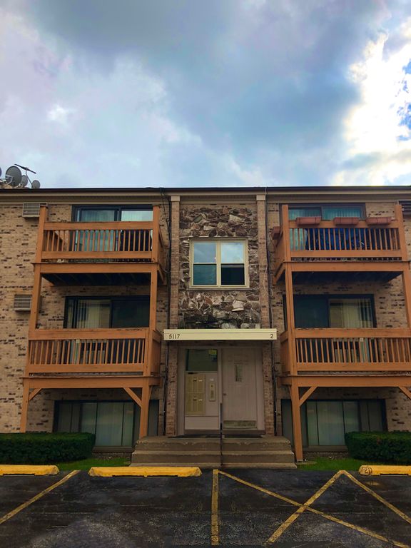5117 N East River Rd #1D, Chicago, IL 60656