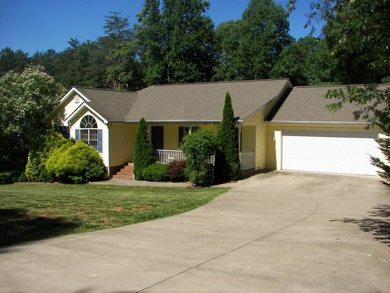 330 Shady Woods Ln, Rutherfordton, NC 28139