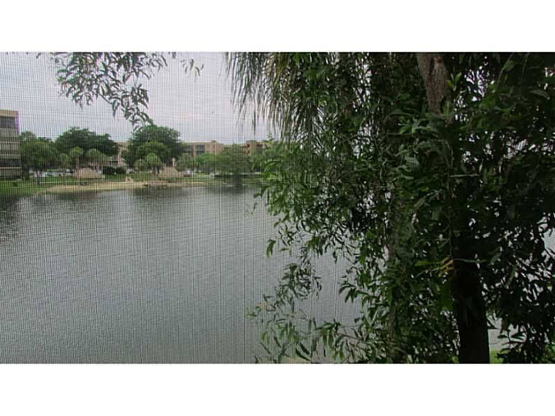 1196 N  Hiatus Rd #1196, Pembroke Pines, FL 33026