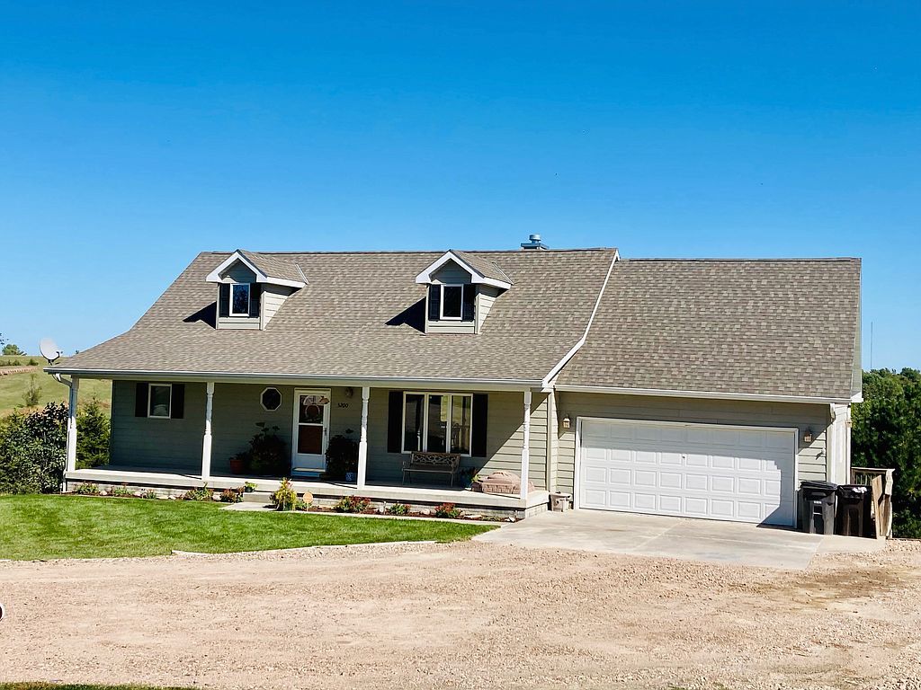 5200 W Cottonwood Rd, Kearney, NE 68845