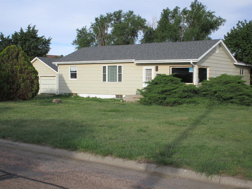 717 Hoeb Ave, Oakley, KS 67748 Trulia