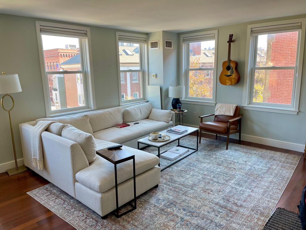 47 Harvard St #B206, Boston, MA 02129