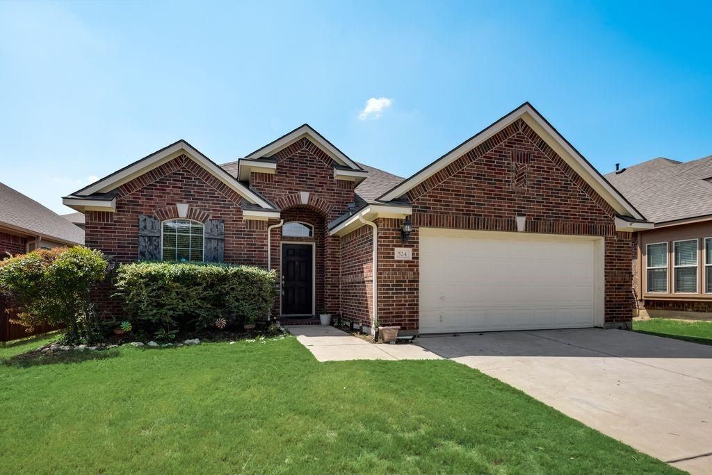 524 Darlington Trl, Fort Worth, TX 76131