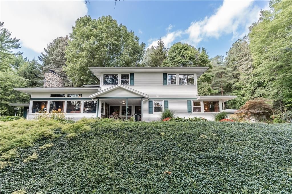 46 Lasalle Pkwy, Victor, NY 14564