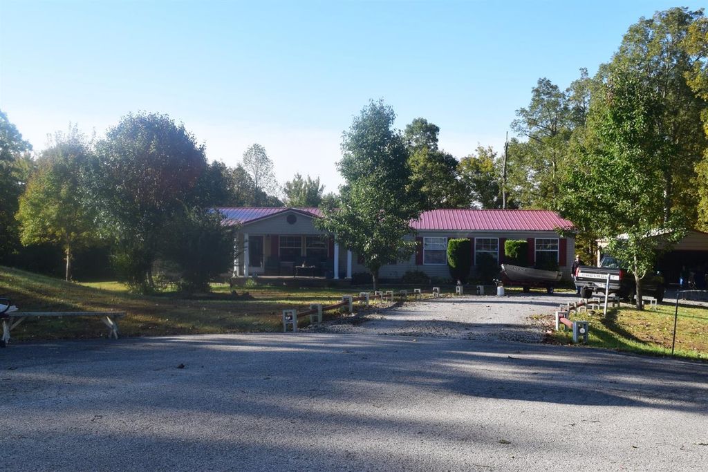 81 Hemlock Ln, Morehead, KY - 3 Bed, 2 Bath Single-Family Home - 77
