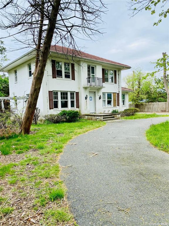 65 Ocean Ave, Center Moriches, NY 11934 4 Bed, 2 Bath SingleFamily Home MLS 3309117 16