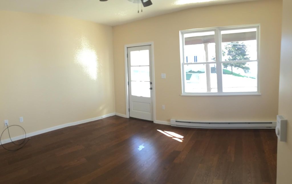 721 E Drinker St, Dunmore, PA 18512