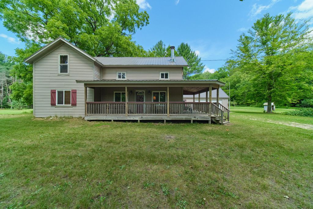 3354 E Arthur Rd, Rothbury, MI 49452 Trulia