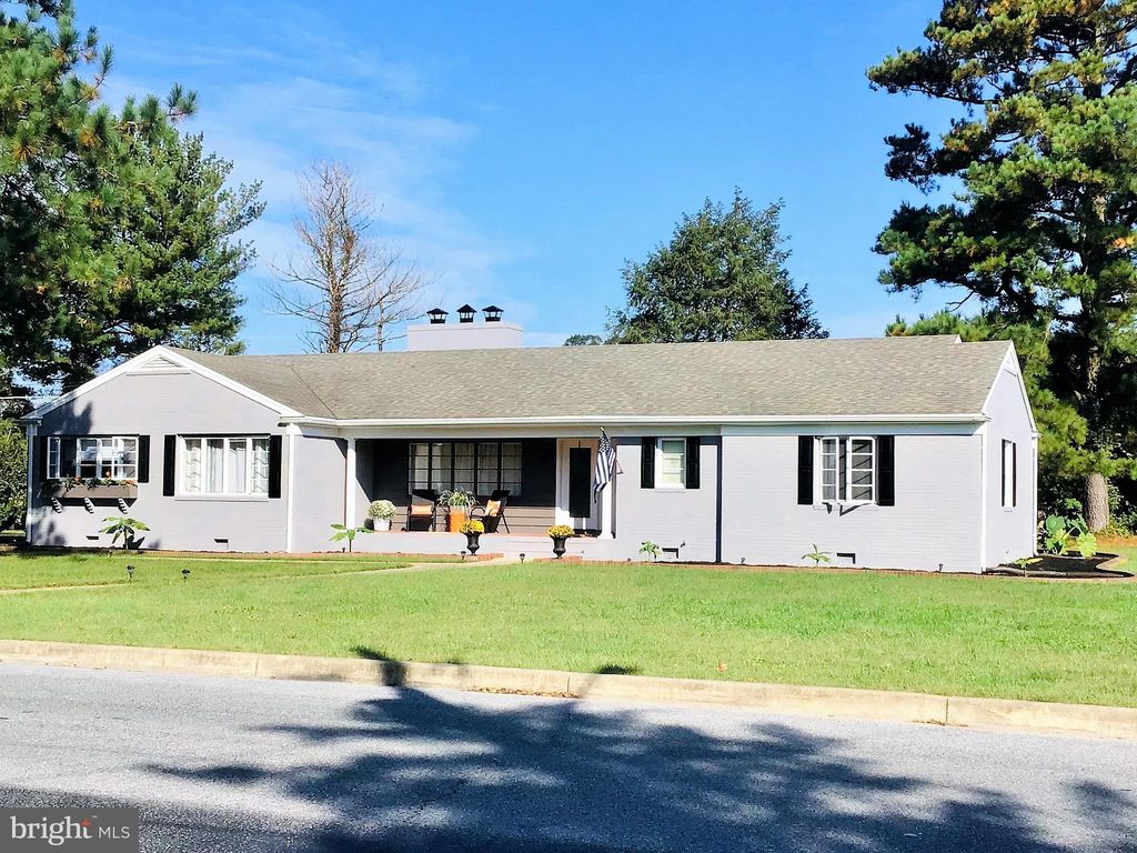 703 Lincoln Ave, Delmar, DE 19940