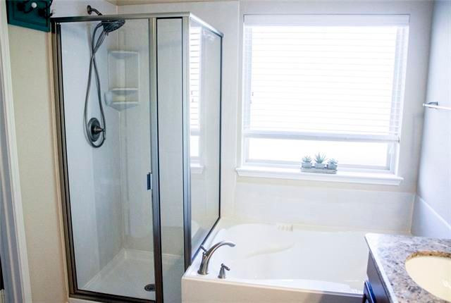 612 Briergate Dr, Little Elm, TX - 3 Bed, 2 Bath Single-Family Home