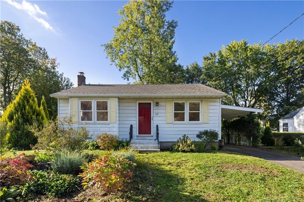 44 James Ave, New Britain, CT 06053