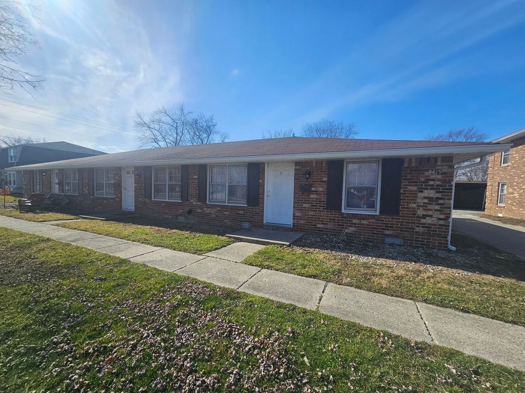 4425 Columbus Ave, Anderson, IN 46013