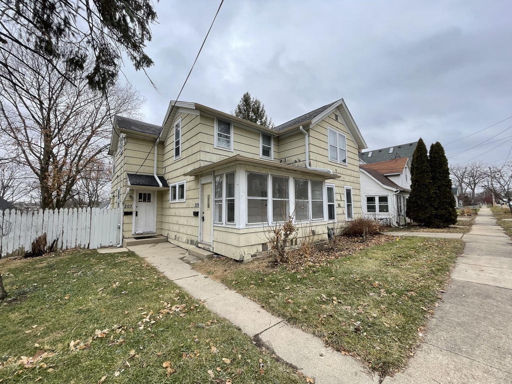 209 N Washington Ave, Batavia, IL 60510 Trulia