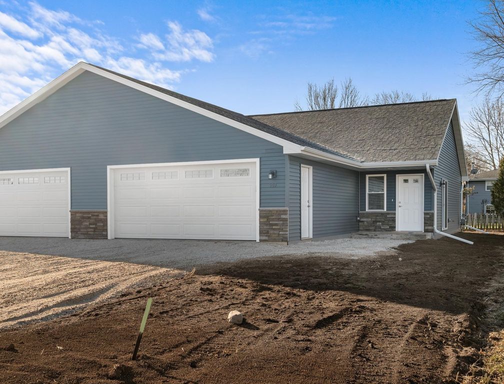 357 Pagel Ave, Brillion, WI 54110