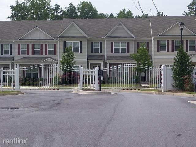 6156 Shoals Loop, Union City, GA 30291