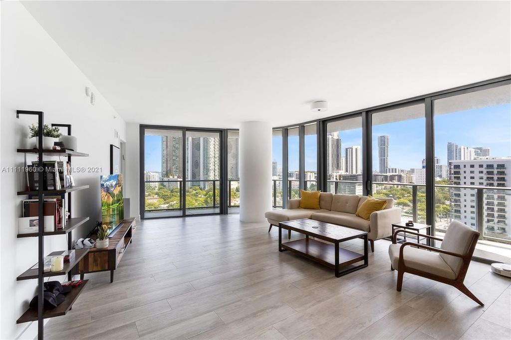 121 NE 34th St #1204, Miami, FL 33137