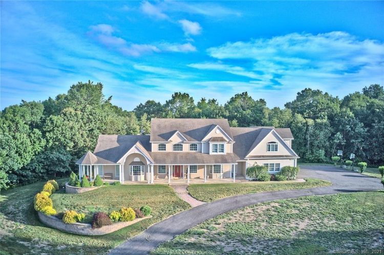 10 Jacqueline Dr, Wolcott, CT 06716