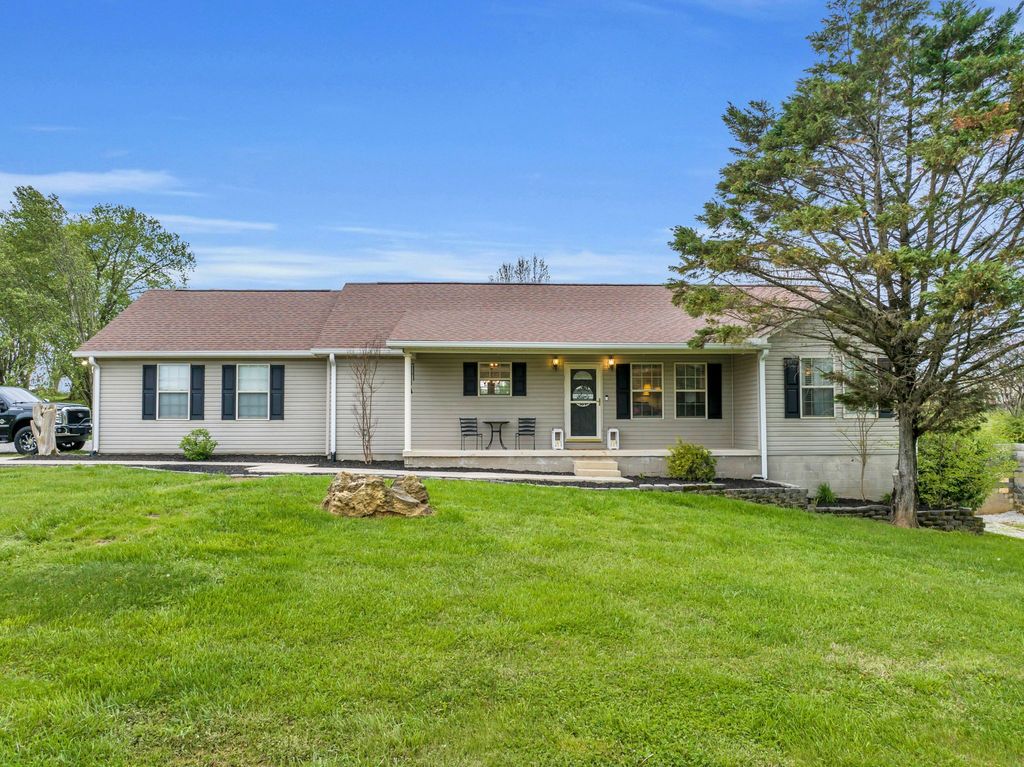 2275 Yager Rd, McMinnville, TN 37110