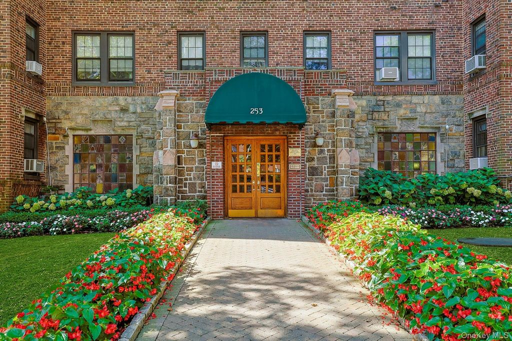 Scarsdale, NY, 10583