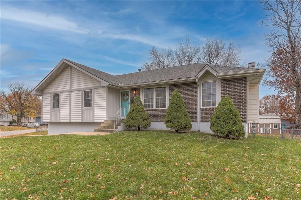 1601 SE Oak St, Oak Grove, MO 64075 Trulia