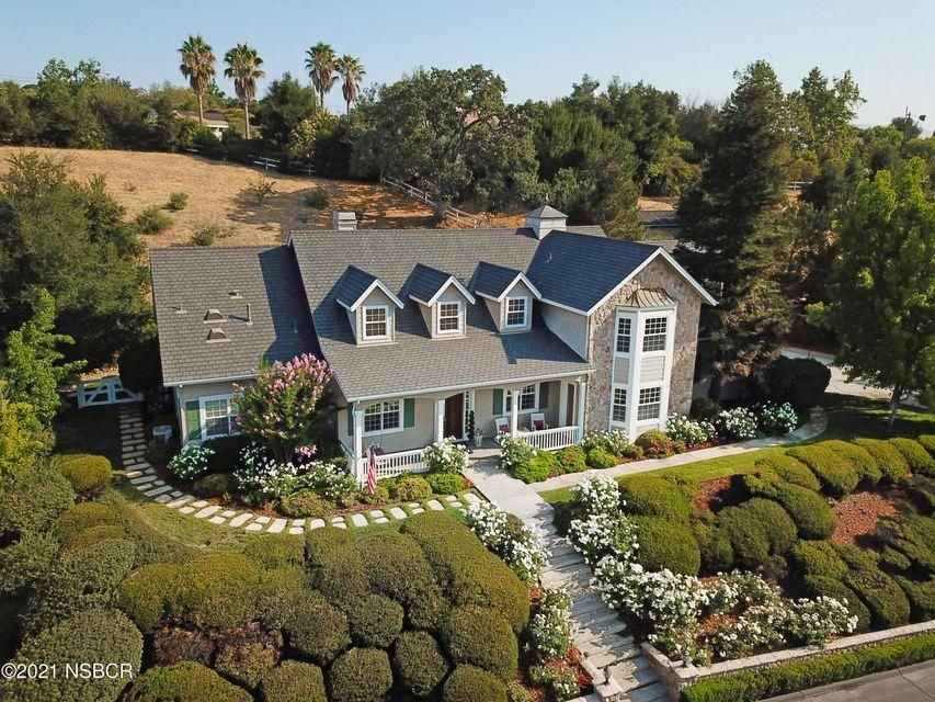 945 Old Ranch Rd, Solvang, CA 93463