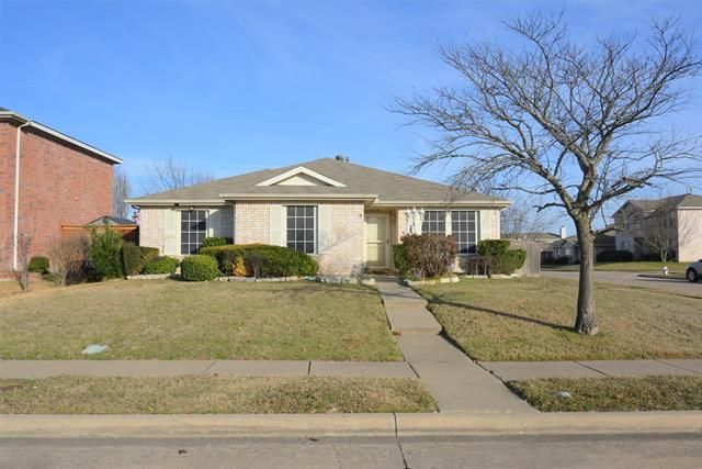 2712 Monticello Ln, Lancaster, TX 75134