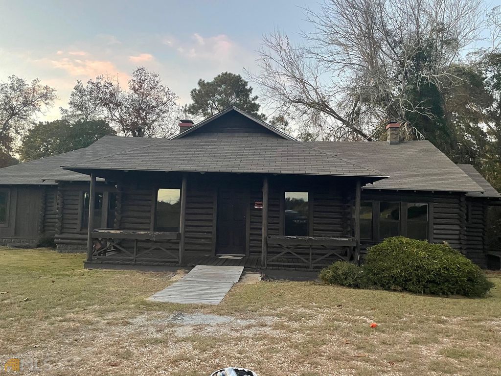 160 Nathaniel Dr, Dublin, GA 31027