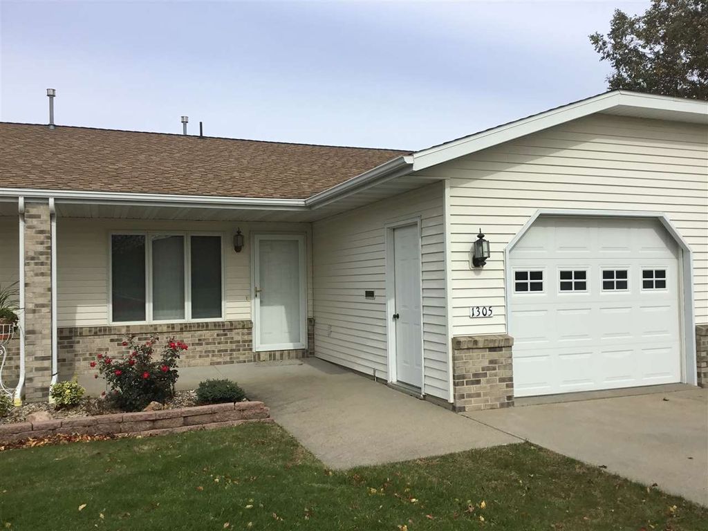 1305 Wemple St, Parkersburg, IA 50665 Trulia
