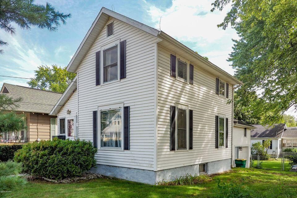 96 Bryant St, Battle Creek, MI 49017