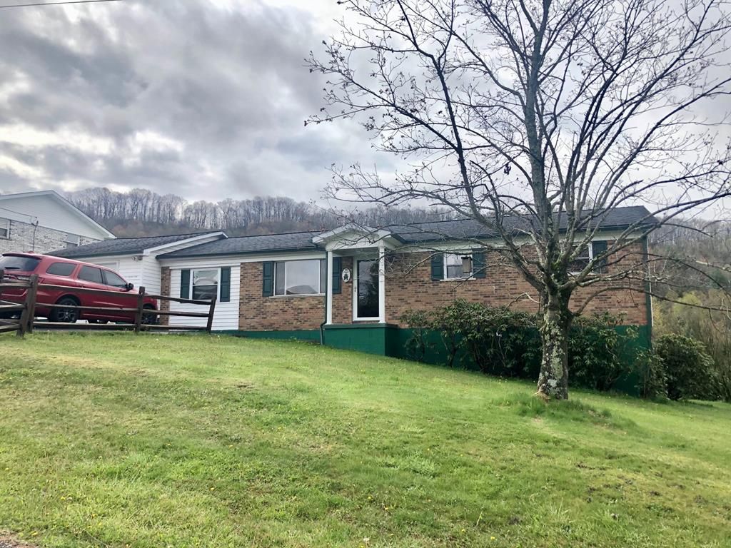 114 Shelby Ln, Mount Hope, WV 25880 Trulia