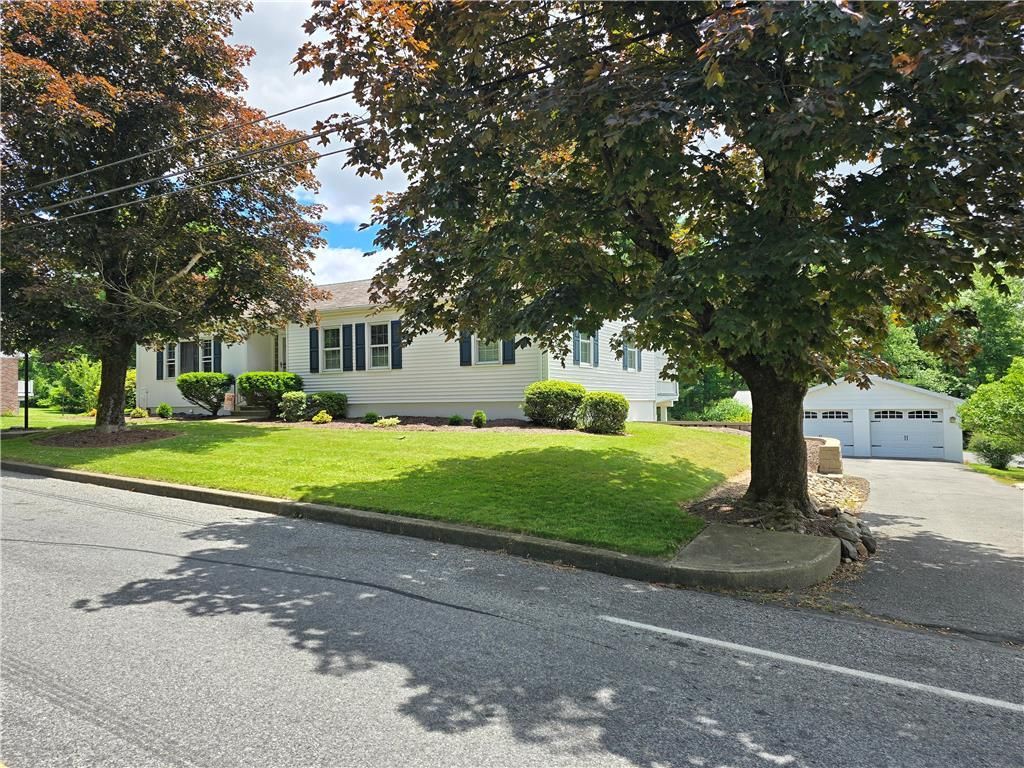 1020 Walnut St, Bangor, PA 18013 SingleFamily Home for Sale MLS 739614