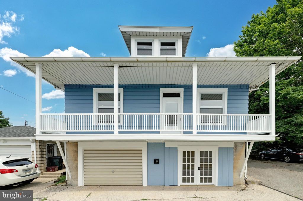 140 W High St, Red Lion, PA 17356