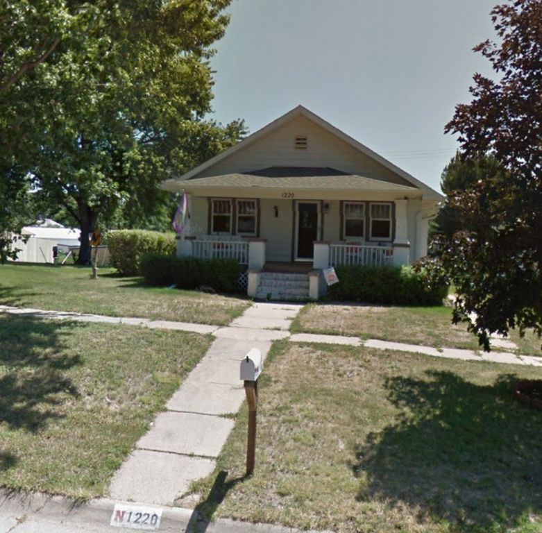 1220 D St, Fairbury, NE 68352 Trulia