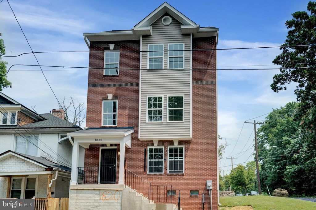 1820 24th Pl SE, Washington, DC 20020