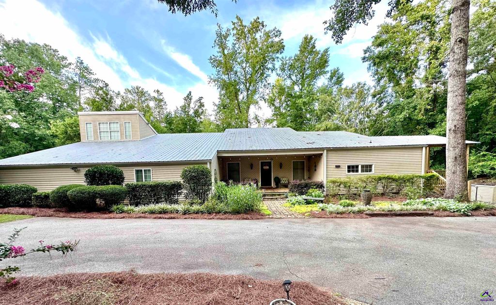 881 State Highway 18 W, Gray, GA 31032 SingleFamily Home for Sale