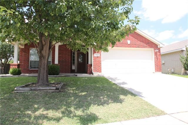 3929 Shiver Rd, Fort Worth, TX 76244