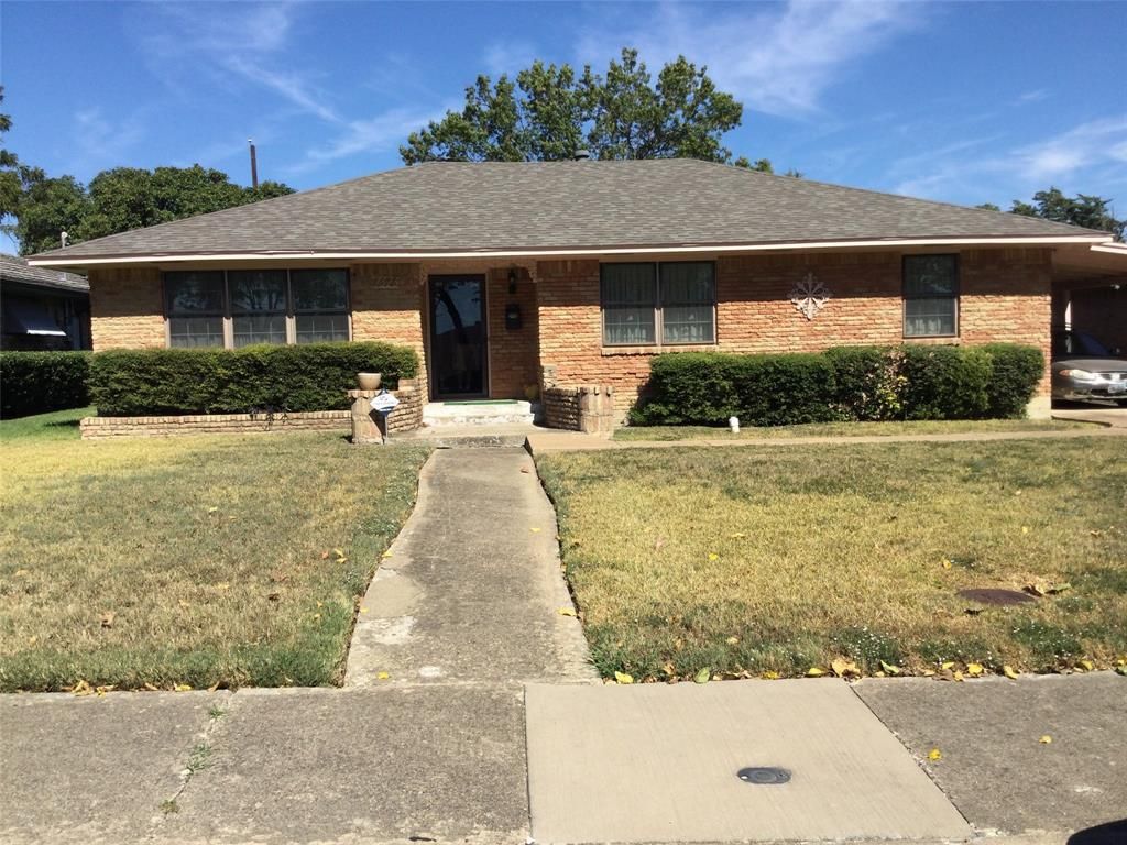 1325 Serenade Ln, Dallas, TX 75241