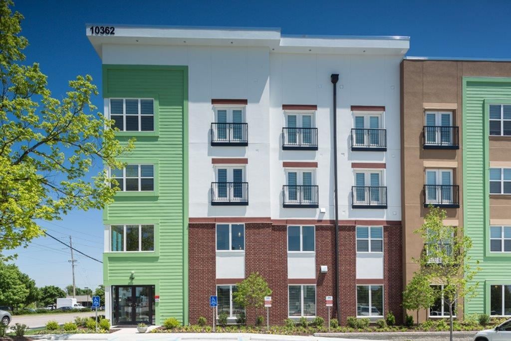 10362 Old Olive Street Rd, Saint Louis, MO 63141
