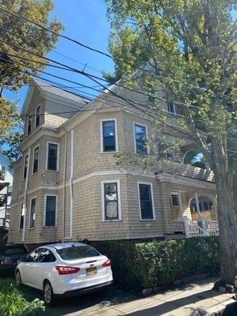 27 Holyoke Rd, Somerville, MA 02144