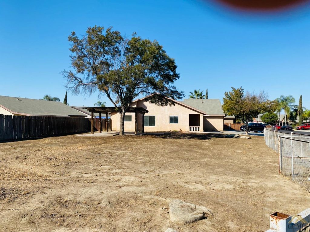 304 N Cabrillo Way, Delano, CA 93215 Trulia